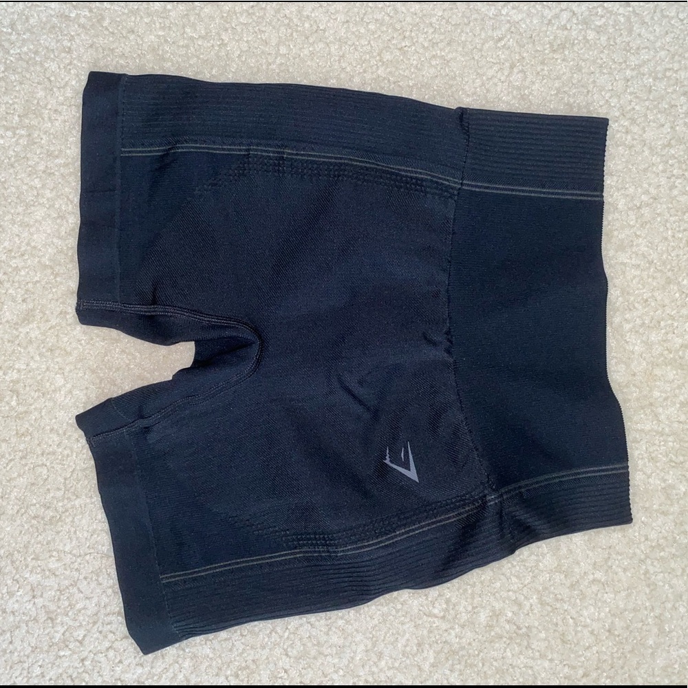 ultra seamless shorts gymshark black